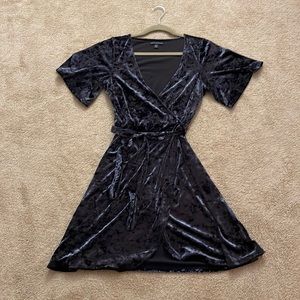 American Eagle velvet dress